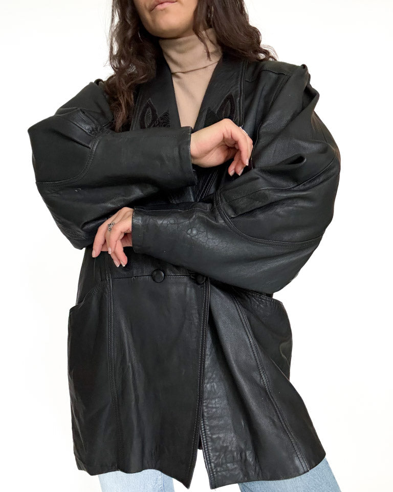 Vintage black leather oversized blazer detail 32