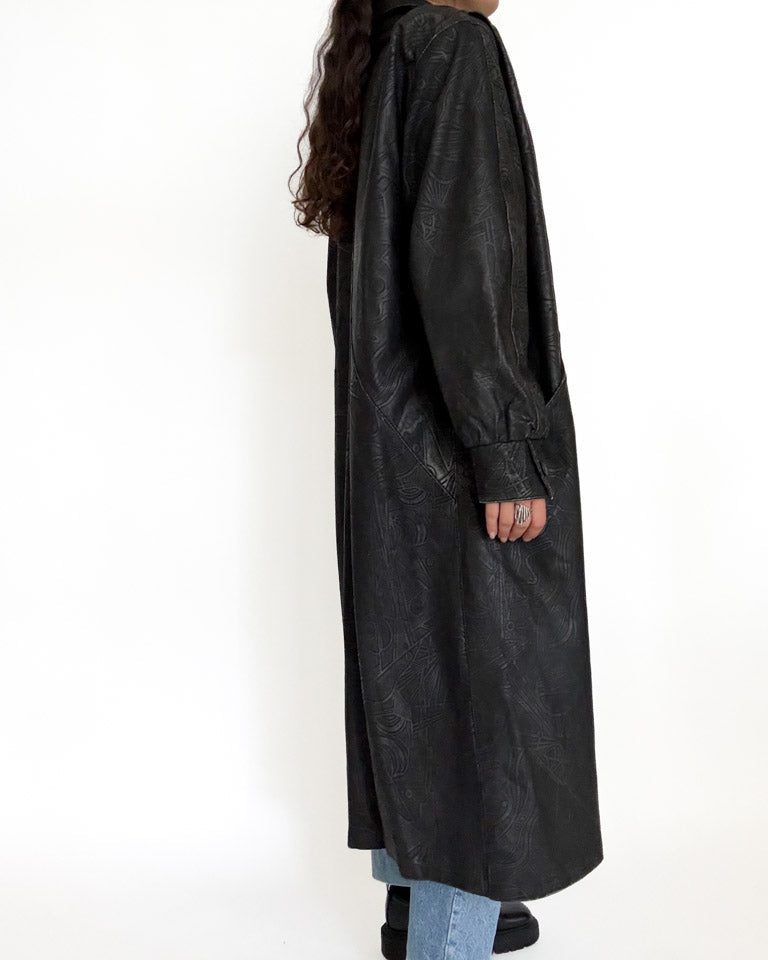 Vintage patterned black leather coat view 37