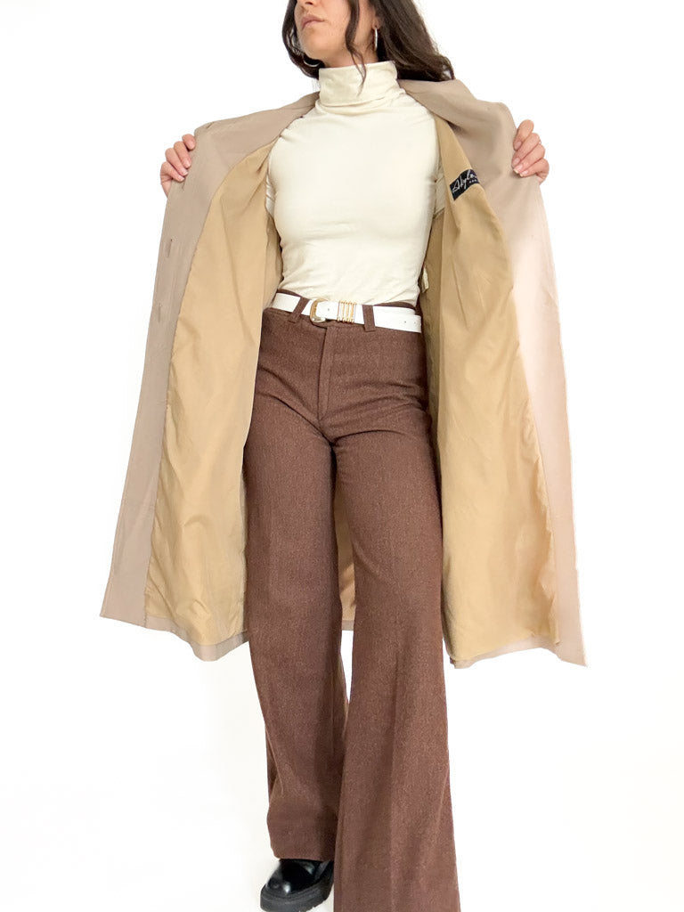 Vintage beige trench coat view 108