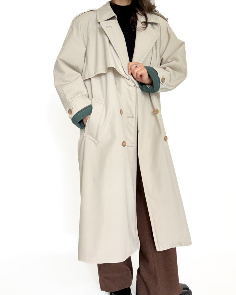 Vintage lined trench coat view 119
