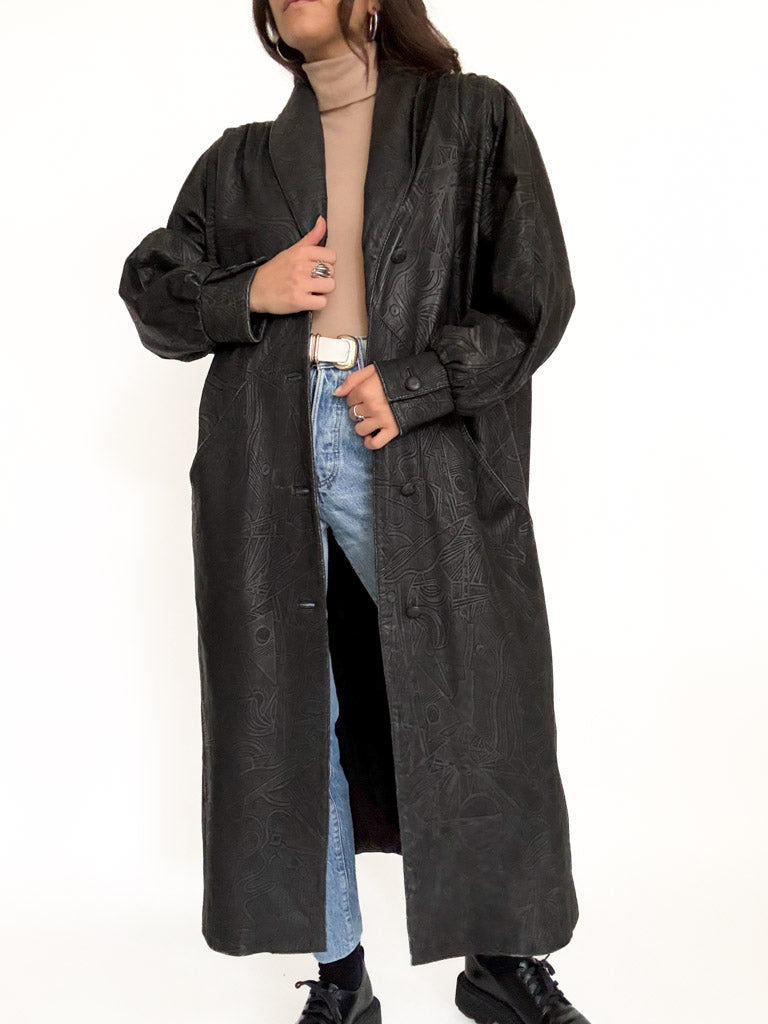 Vintage patterned black leather coat view 39