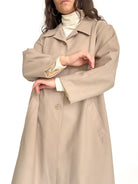Vintage beige trench coat view 113
