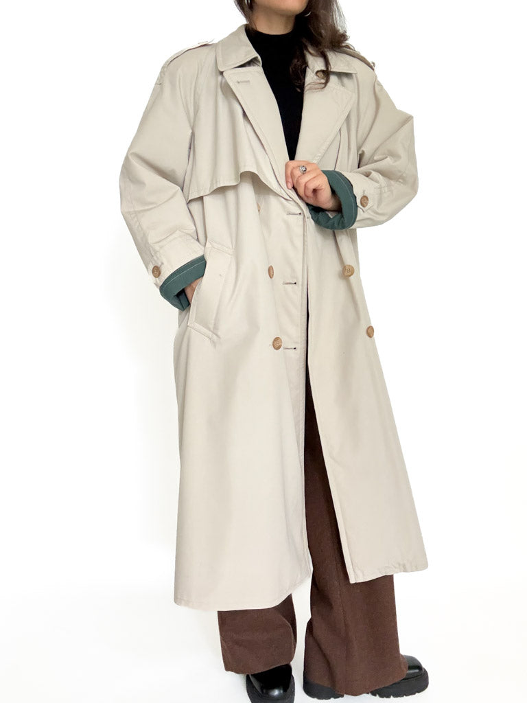 Vintage lined trench coat view 119