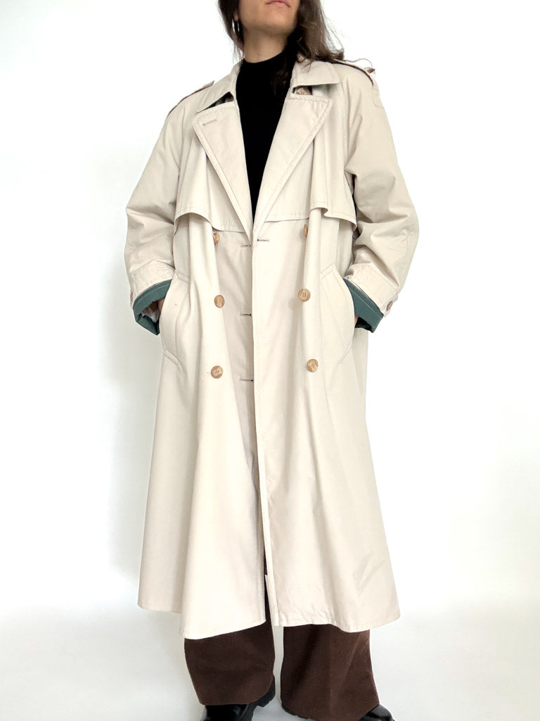 Vintage lined trench coat view 120