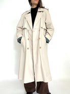 Vintage lined trench coat view 120