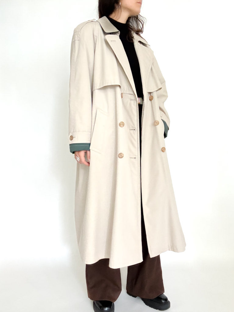 Vintage lined trench coat view 121