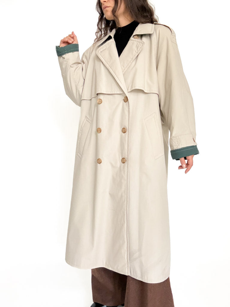 Vintage lined trench coat view 128