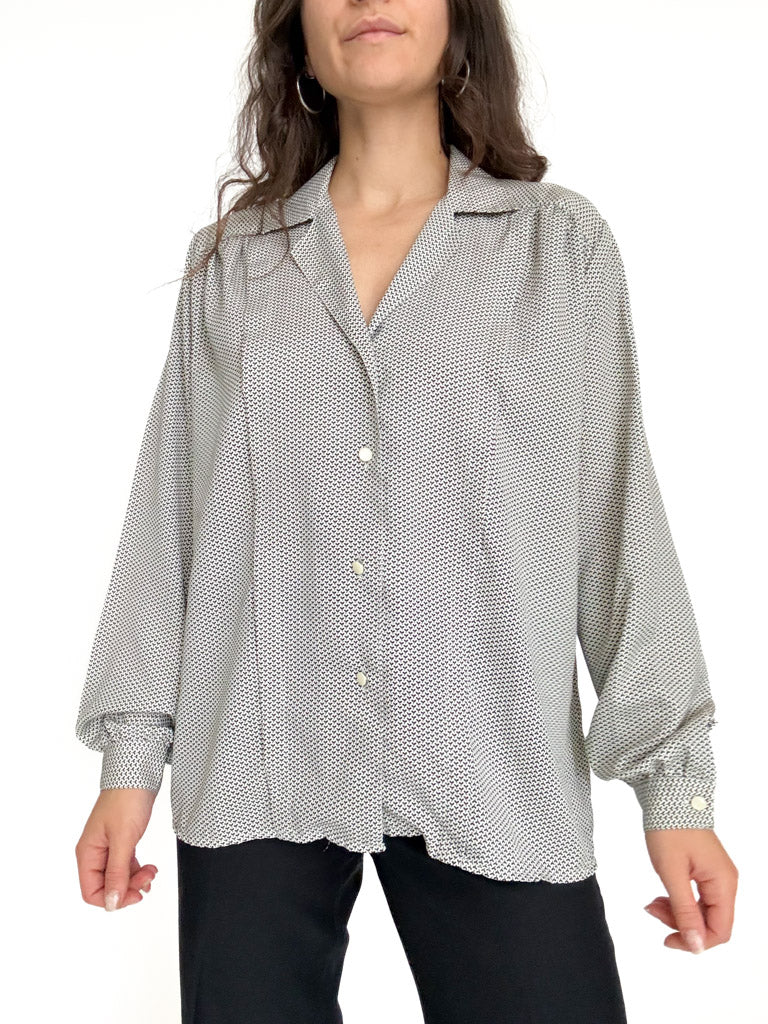 Front view worn loose